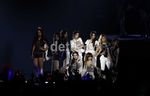 Aksi The Boys SNSD di SM Town Jakarta