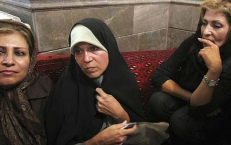 Putri Mantan Presiden Iran Dipenjara