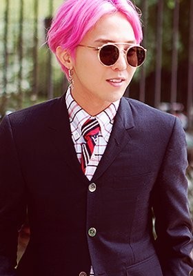 5 Idola KPop dengan Rambut Pink