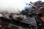 Api Mengamuk, 10 Rumah Ludes Terbakar