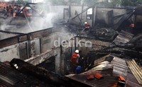 Belum diketahui penyebab kebakaran ini.