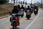 Ramai-ramai Menyerobot Jalur Sepeda
