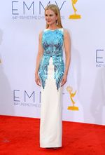 Parade Gaya Artis di Emmy Awards 2012