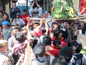 Demo Memperingati Hari Tani Diwarnai Aksi Dorong