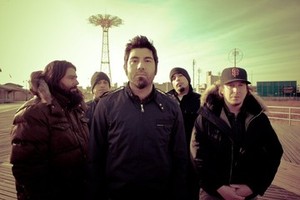 Tenaga Ekstra di Album Terbaru Deftones