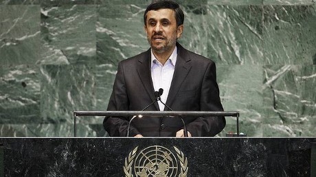 Ahmadinejad Bicara Soal Kaum Gay