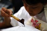 Anak-anak Penderita Kanker Belajar Membatik