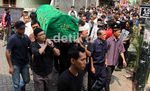 Isak Tangis Pecah di Pemakaman Alawy