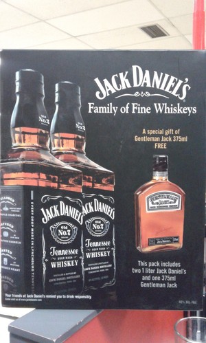 Aktif di Media Sosial, Jack Daniels Hindari Anak Sekolah