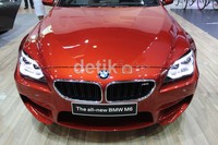 BMW M6 Coupe mengusung mesin V8 berkapasitas 4.4 liter dengan teknologi M TwinPower Turbo yang sanggup menghasilkan tenaga hingga 560 dk dan torsi 680Nm.