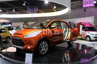 UFC dipamerkan di Indonesia International Motor Show, JI Expo Kemayoran, Jakarta Utara, Selasa (25/9/2012).