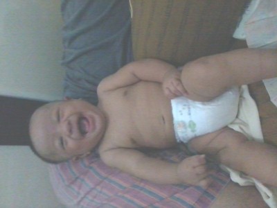 Giovanni Wani Sare, 5 Bulan, Lelaki