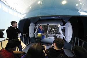 Keren! Tur Jadi Astronot di Star City