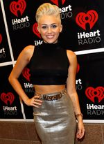 Miley Cyrus Makin Langsing