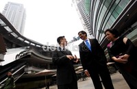 Beberapa gerai store terbesar dan berkualitas tingkat dunia seperti Debenhams juga sudah mulai beroperasi hari ini.