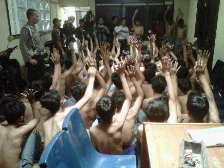 54 Pelajar Ditangkap di Depok Saat Hendak Tawuran 