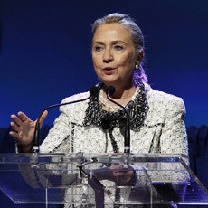 Hillary Isyaratkan Al-Qaeda Terlibat Serangan ke Konsulat AS di Libya