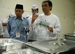 Sekjen Kemenag Tinjau Katering Jamaah Haji