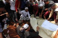 Deny tewas setelah menjadi korban tawuran di Jl Minangkabau, Manggarai, Jakarta Selatan.
