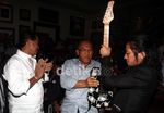 Ical Beli Gitar Abdee Slank Rp 80 Juta