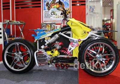 Motor Modif Terinspirasi dari Pesawat Jet F-16