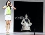 Robot-robot Toyota Ramaikan IIMS