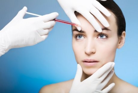 Suntik Darah Sendiri ke Muka, Cara Baru Atasi Keriput