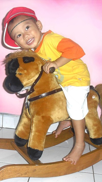 Hizkia Andronicus Ruel Kasparov, 2,7 Tahun, Lelaki