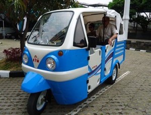 Cabrio, Motor Roda Tiga APP-KTM