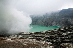 Inilah Hadiah Manis untuk Pendaki Gunung Ijen