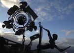 Mengubah Barang Bekas Jadi Barang Seni