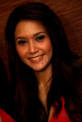 Belum Resmi Cerai, Maia Tak Mau Cari Pasangan