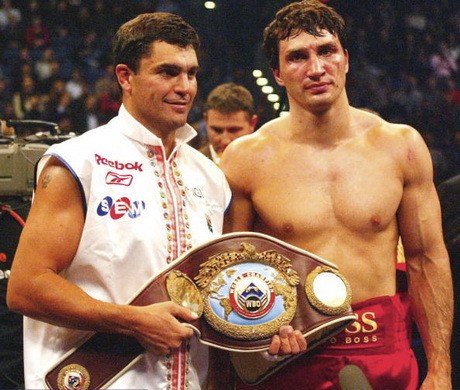 Pernah Dikanvaskan, Wladimir Klitschko Kenang Mendiang Corrie Sanders