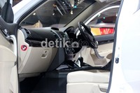 Interior Sorento., kabinnya bisa muat 5-7 orang/ All New Sorento bakal dibanderol kurang dari Rp 400 juta.