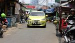 Aksi Mirage di Gang Sempit Jakarta