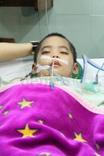 Syahrini Jenguk Abimanyu & Korban Tawuran