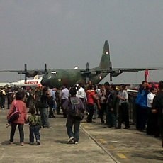 Meski Ada Pesawat Jatuh, Bandung Air Show Tetap Lanjut