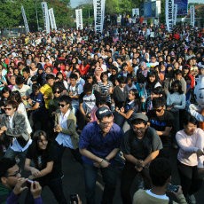 Ratusan Orang ber-Gangnam Style di Semarang