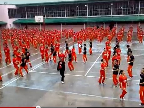 Cegah Kekerasan, 1.000 Napi di Manila Berjoget Gangnam Style