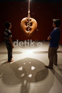 Hal penting pada teknik putaran miring adalah bahwa teknik ini dapat menetapkan poros putaran meskipun posisi putaran tersebut miring.