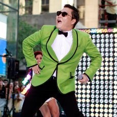 Psy Siap Goyang GP Korea dengan Gangnam Style