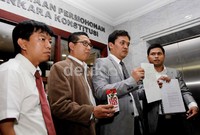 Para pendaftar menilai syarat pencapresan yang berlebihan akan mendorong pada kartel politik tidak sehat.