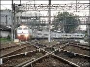8 Kereta Api Cepat di Indonesia
