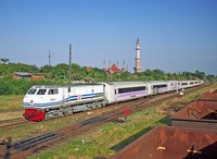 8 Kereta Api Cepat di Indonesia