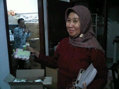BBPOM Surabaya Gerebek Gudang Kosmetik Berbahaya