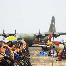 Bandung Air Show 2014 Tanpa Akrobat Pesawat dari FASI