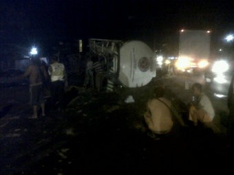 Korban Tewas Truk Semen Vs Bus GM Bertambah 1, Total 6 Orang