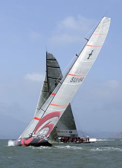 Perahu Layar, Hobi Mewah Sang Milyuner