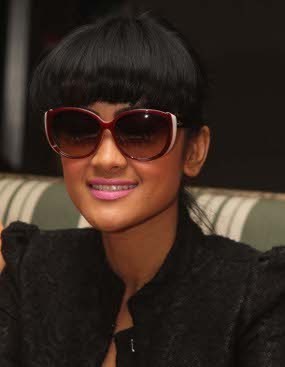 Julia Perez Ingin Naik Kelas Seperti Bintang Hollywood