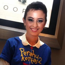 Sepeda Dicuri, Kimberly Ryder Kini Pilih Menari
